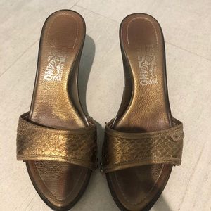 Size 7 slip on Ferragamo